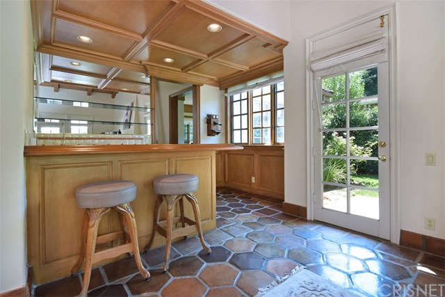 5225 Topeka Drive Tarzana, CA 91356 - Photo 15 of 43