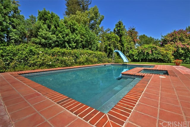 5225 Topeka Drive Tarzana, CA 91356 - Photo 18 of 43