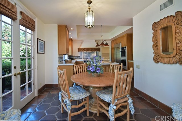 5225 Topeka Drive Tarzana, CA 91356 - Photo 26 of 43