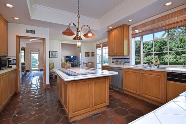 5225 Topeka Drive Tarzana, CA 91356 - Photo 29 of 43