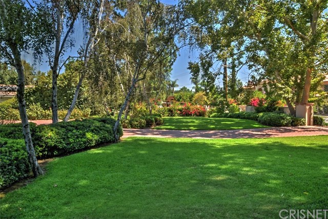 5225 Topeka Drive Tarzana, CA 91356 - Photo 4 of 43