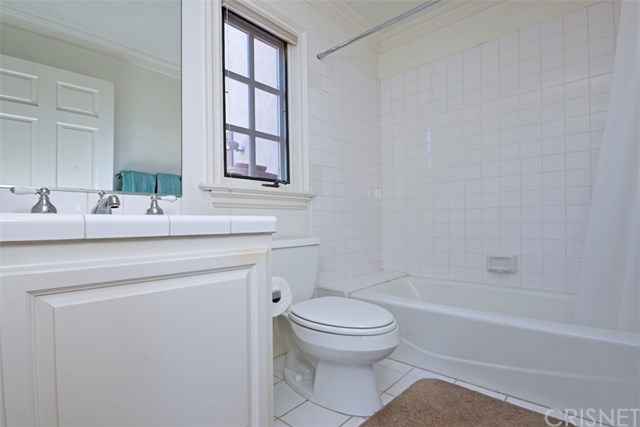 5225 Topeka Drive Tarzana, CA 91356 - Photo 32 of 43