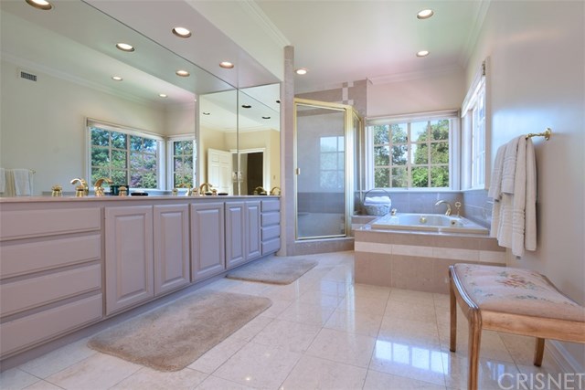 5225 Topeka Drive Tarzana, CA 91356 - Photo 42 of 43