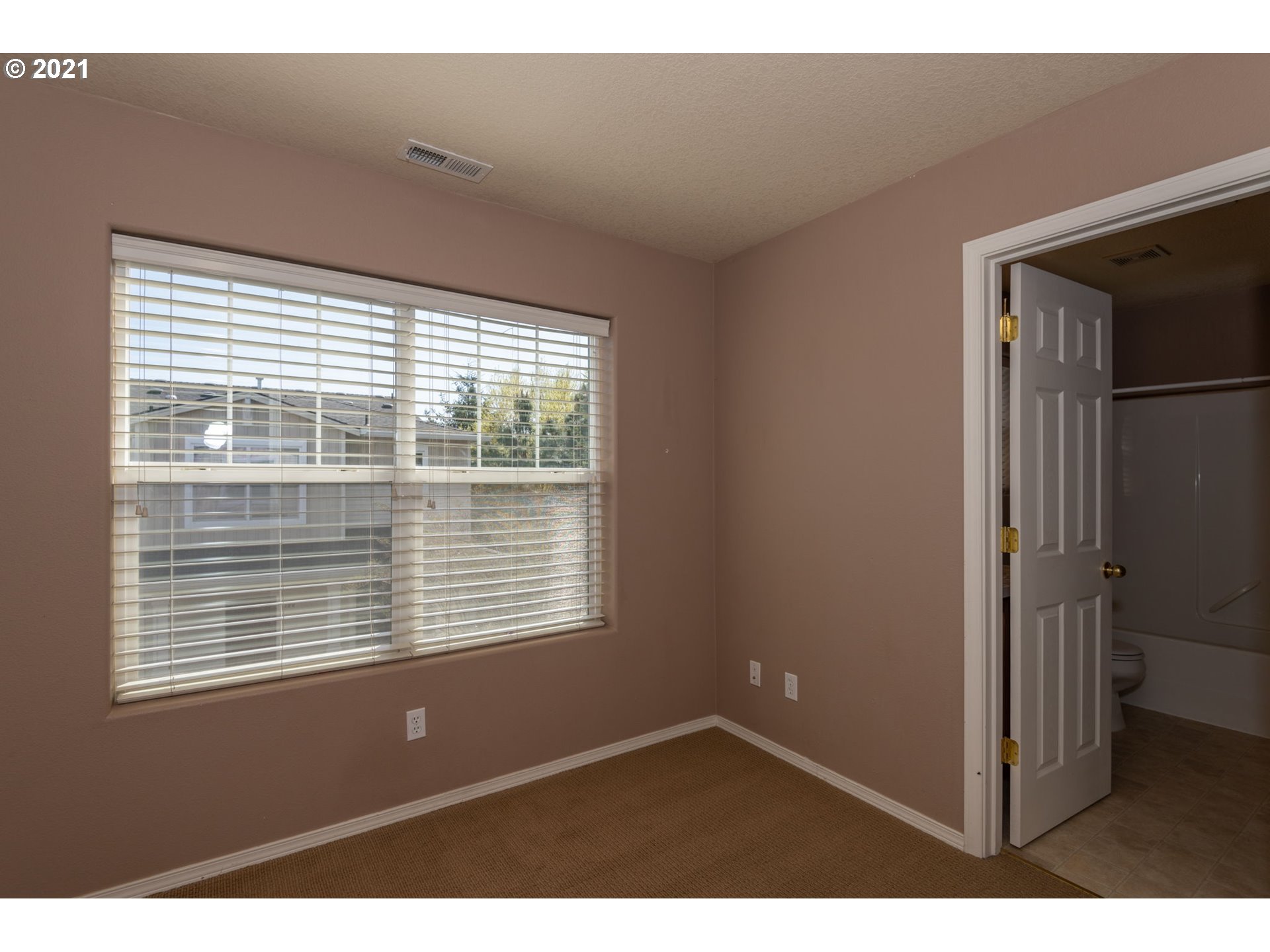 12845 Southwest Blue Bill Lane, Unit 101 Beaverton, OR 97007 - Photo 11 of 18