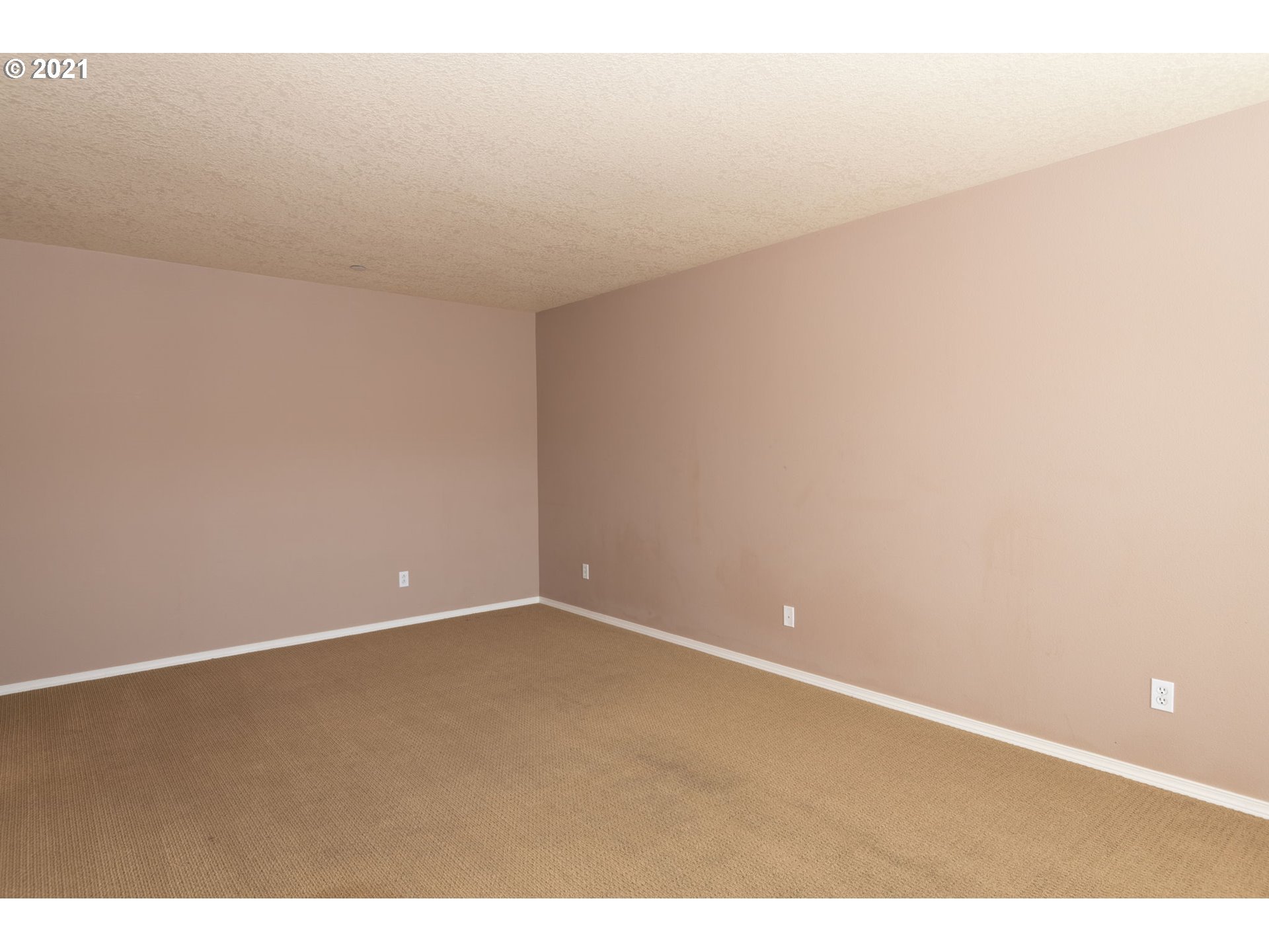 12845 Southwest Blue Bill Lane, Unit 101 Beaverton, OR 97007 - Photo 7 of 18