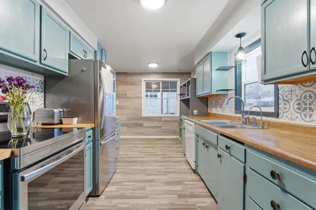 $315,000 | 2008 East Nebraska Avenue, Spokane, WA 99208