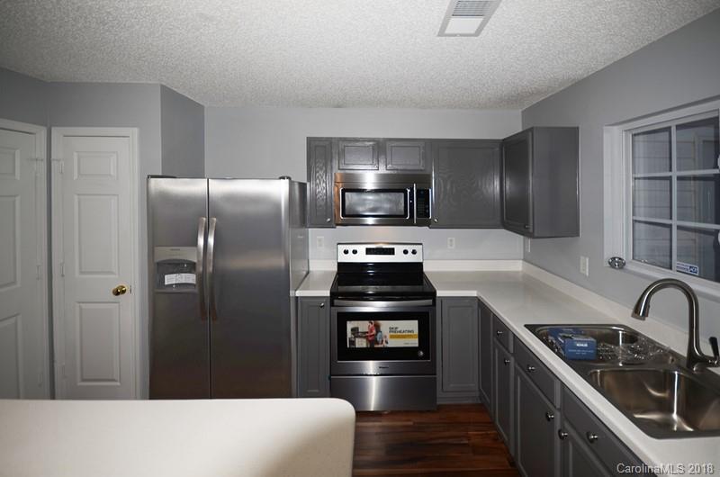 3228 Barons Court Road, Unit 7 Charlotte, NC 28213 - Photo 6 of 9