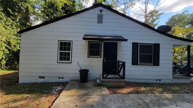 $1,350 | 2267 Rugby Terrace, Atlanta, GA 30337