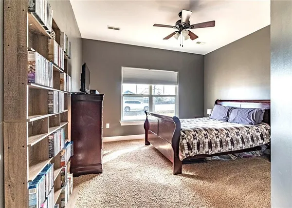 $299,000 | 977 Southeast 380th Road, Knob Noster, MO 65336