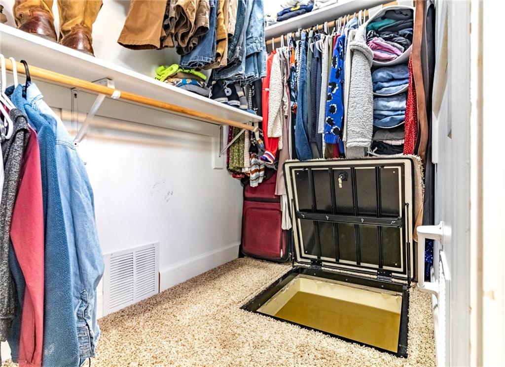 977 Southeast 380th Road Knob Noster, MO 65336 - Photo 25 of 39