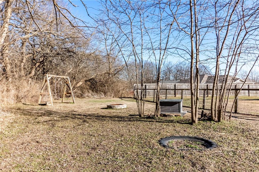 977 Southeast 380th Road Knob Noster, MO 65336 - Photo 36 of 39