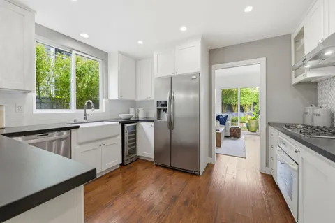 $2,498,000 | 91 Waterside Circle, Redwood Shores, CA 94065