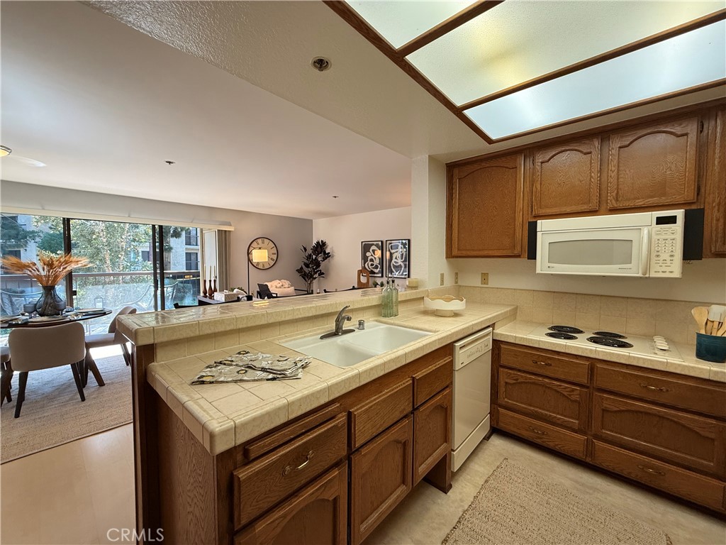 13601 Del Monte Drive, Unit 47A Seal Beach, CA 90740 - Photo 13 of 27