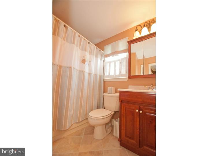 1010 Plumly Road West Chester, PA 19382 - Photo 17 of 25 Bathroom