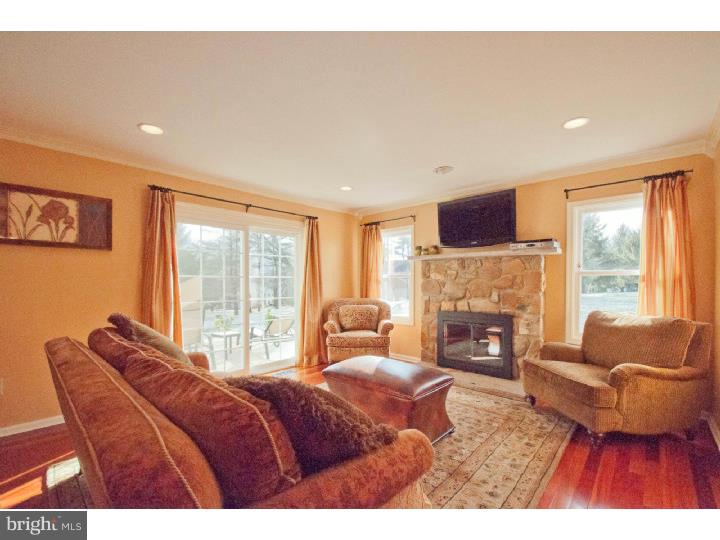 1010 Plumly Road West Chester, PA 19382 - Photo 6 of 25 Living Room