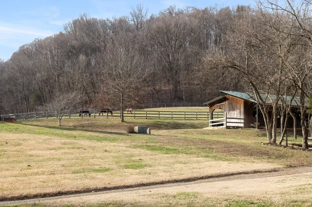 $2,500,000 | 1067 Roys Private Way, Gallatin, TN 37066