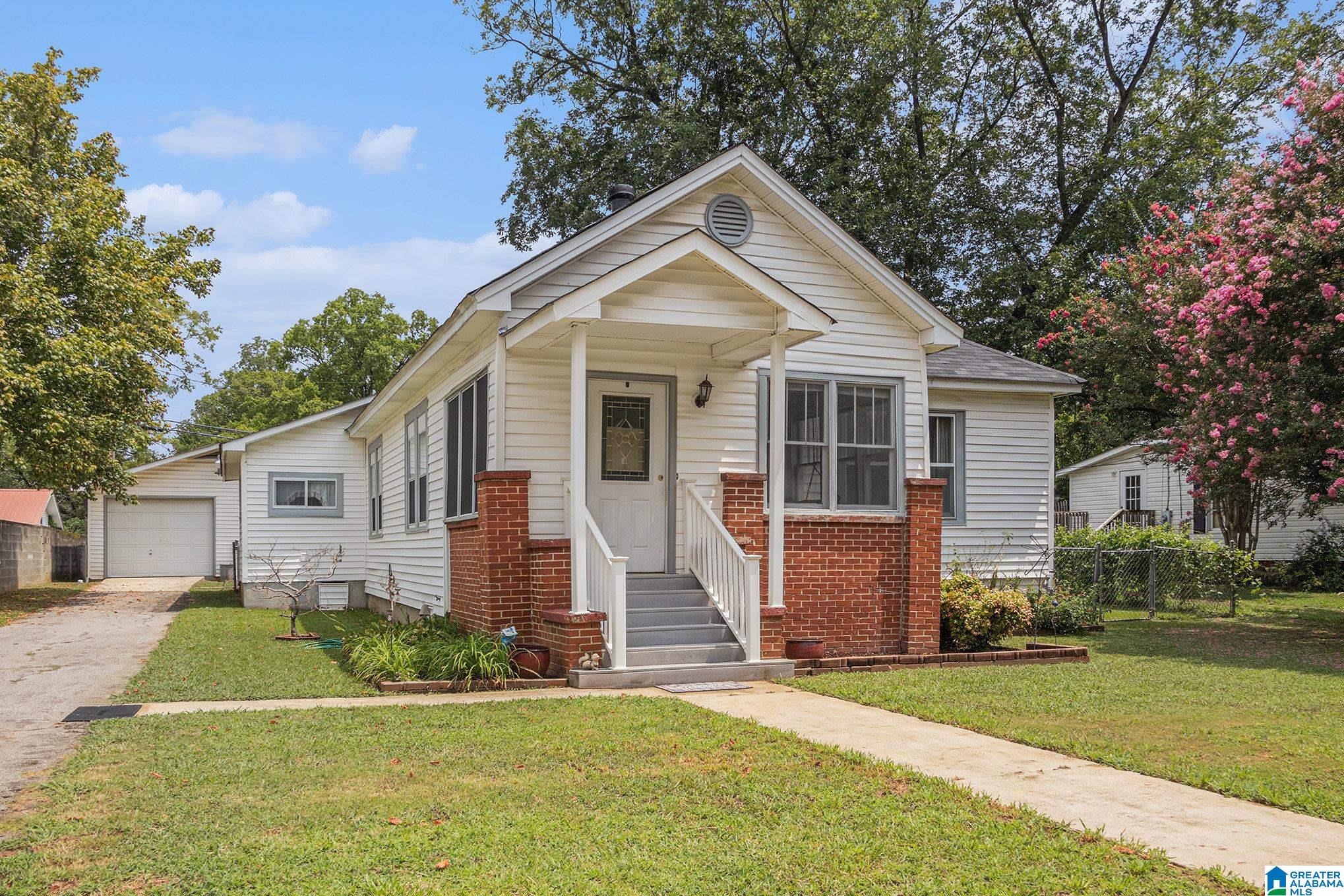 8148 3rd Avenue Leeds, AL 35094 - Photo 1 of 18