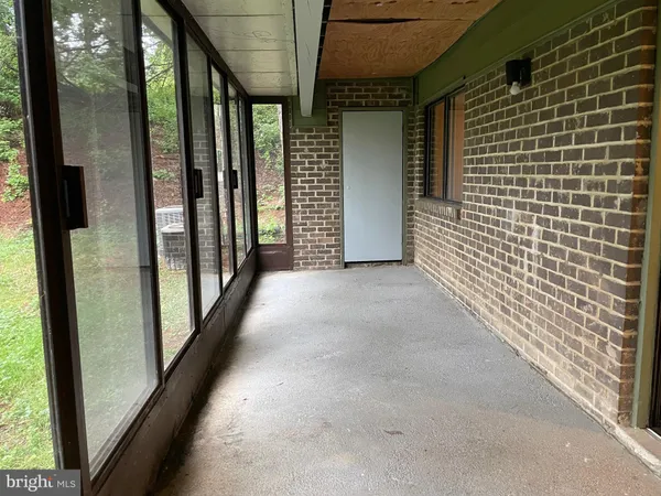 $1,550 | 6 Longstream Court, Unit T2, Baltimore, MD 21209