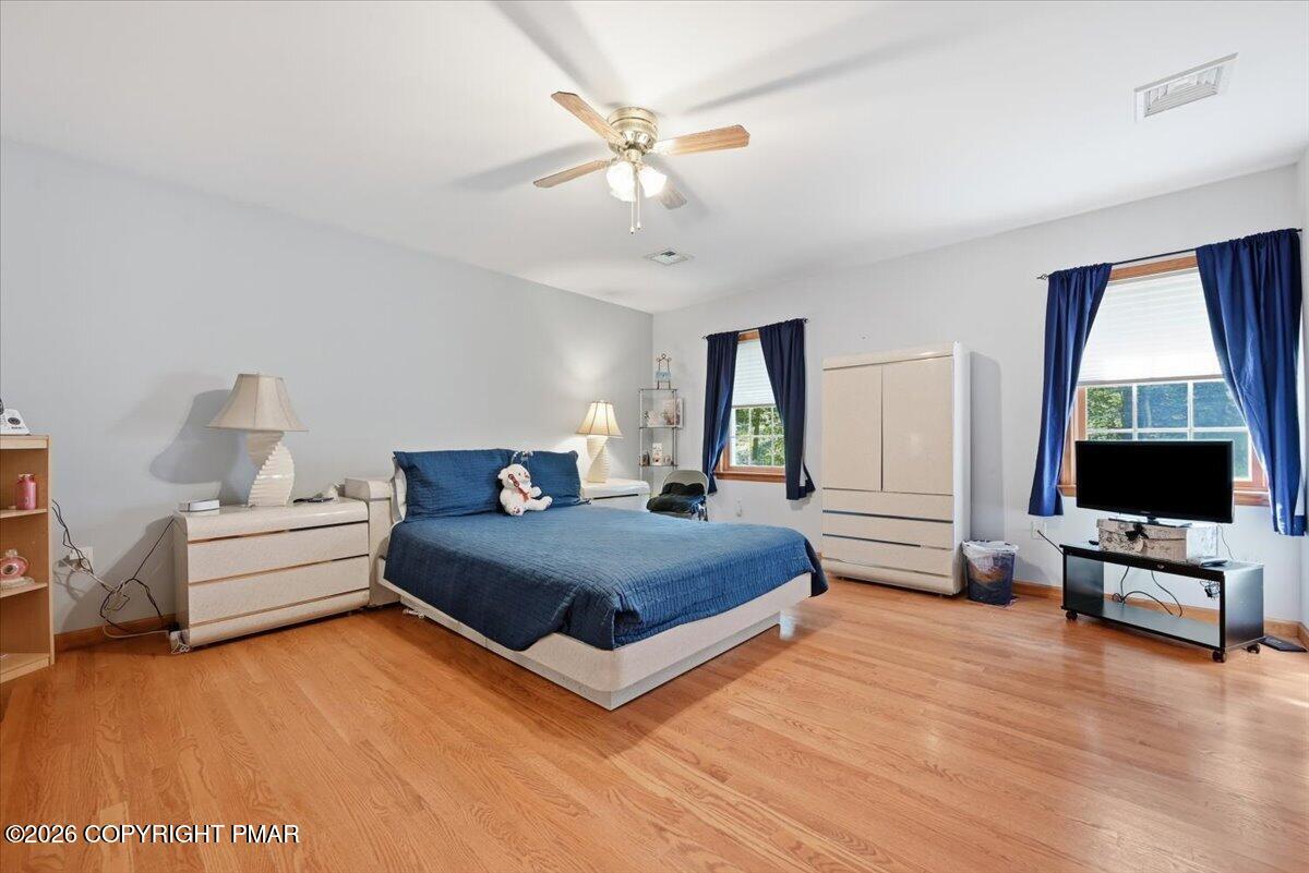 498 Twinbrook Road Wilkes Barre, PA 18702 - Photo 70 of 121 068-057_DSC_0722