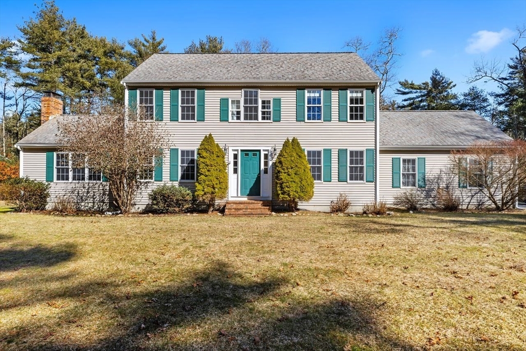 102 Haskell Ridge Road Rochester, MA 02770 - Photo 2 of 36 a front view of a house with a garden