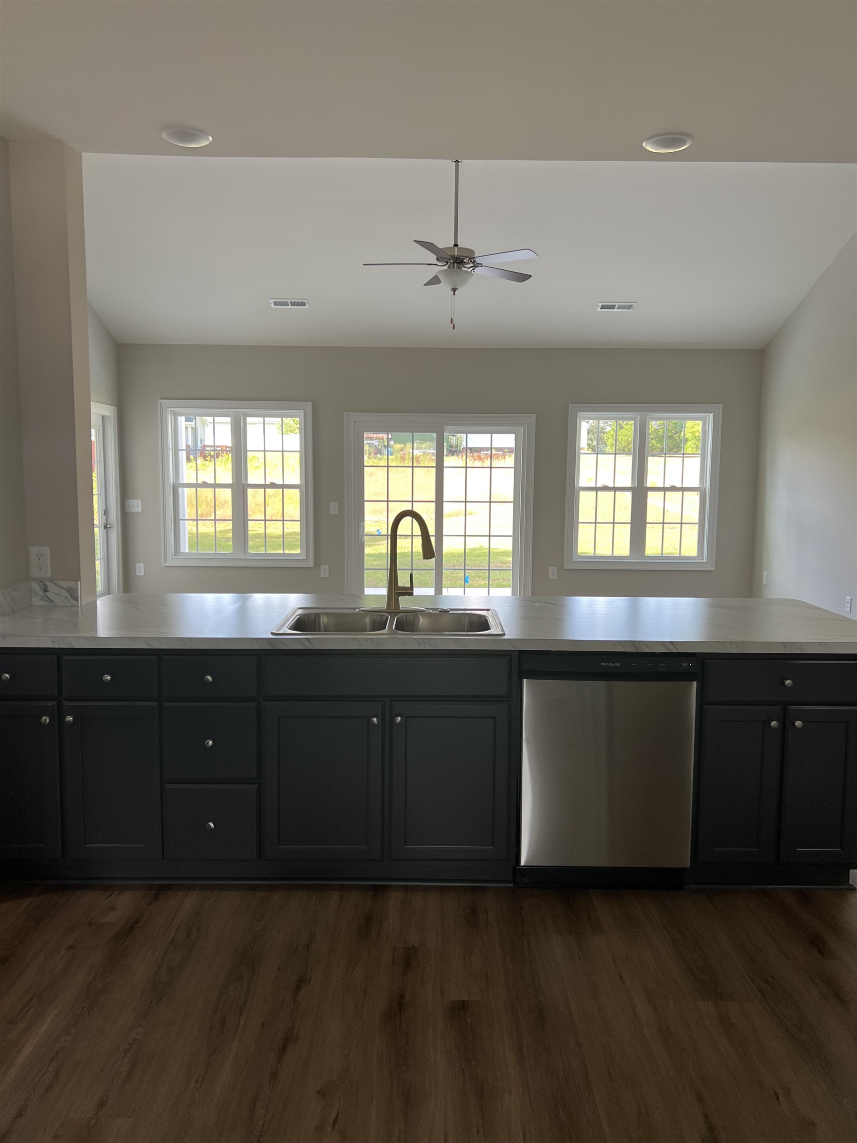 14 Duford Road Nichols, SC 29581 - Photo 4 of 24