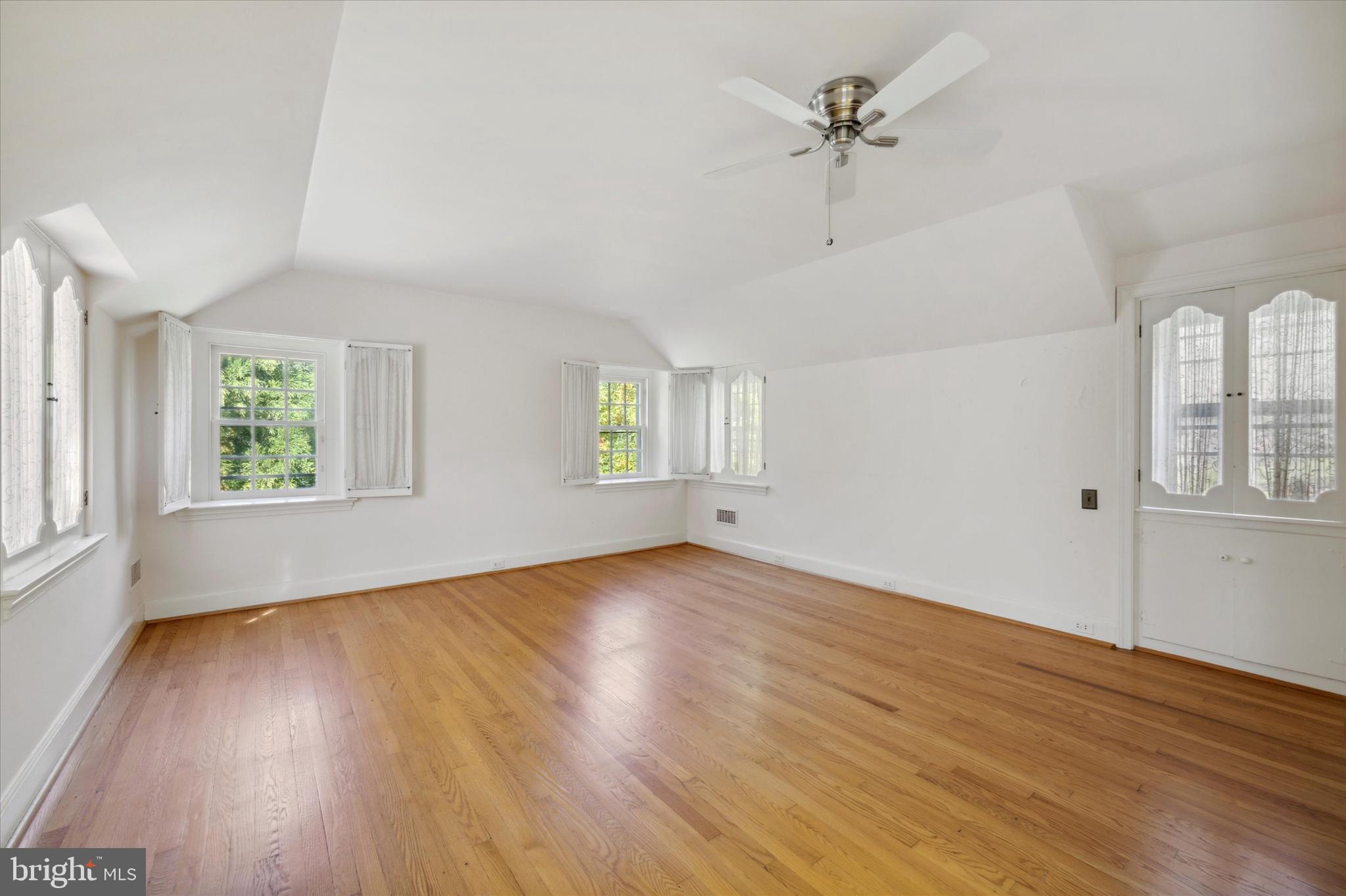 225 Mcclenaghan Mill Road Wynnewood, PA 19096 - Photo 13 of 28