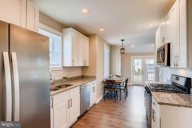 6700 Old North Point Road Baltimore, MD 21219 - Photo 12 of 34