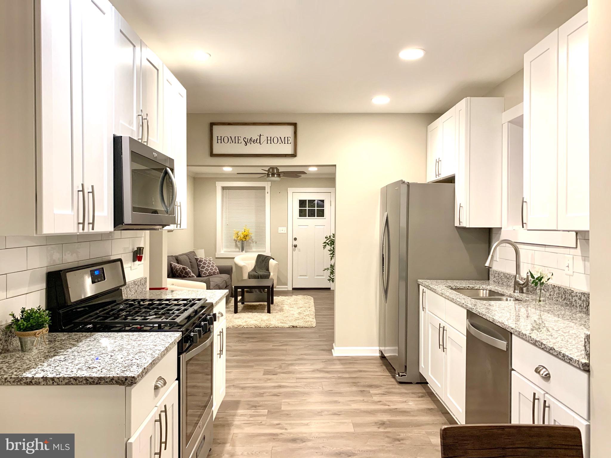 6700 Old North Point Road Baltimore, MD 21219 - Photo 9 of 34