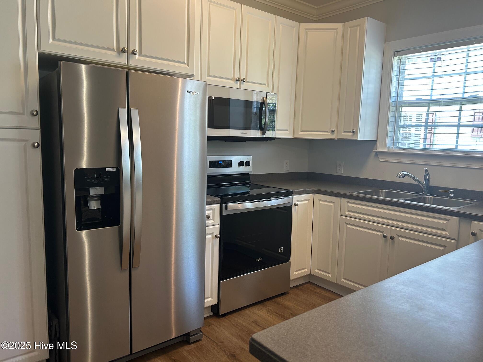 178 Clubhouse Road, Unit 3 Sunset Beach, NC 28468 - Photo 15 of 67 New kitchen appliances installed April, 2025