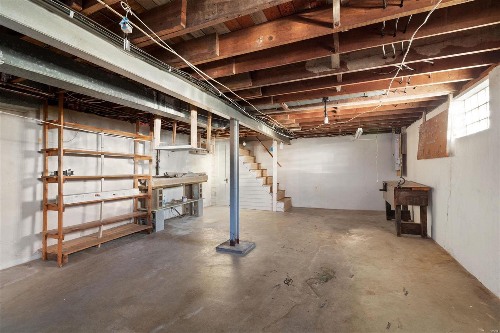 8739 Grant Road St. Louis, MO 63123 - Photo 23 of 28 Gallery Image 23