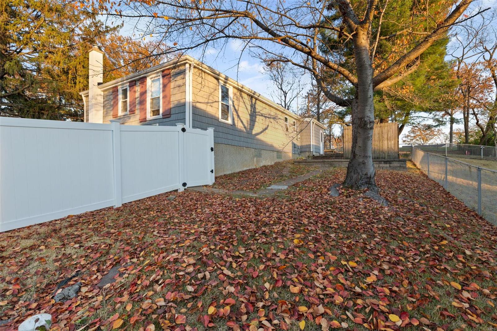 8739 Grant Road St. Louis, MO 63123 - Photo 26 of 28 Gallery Image 26