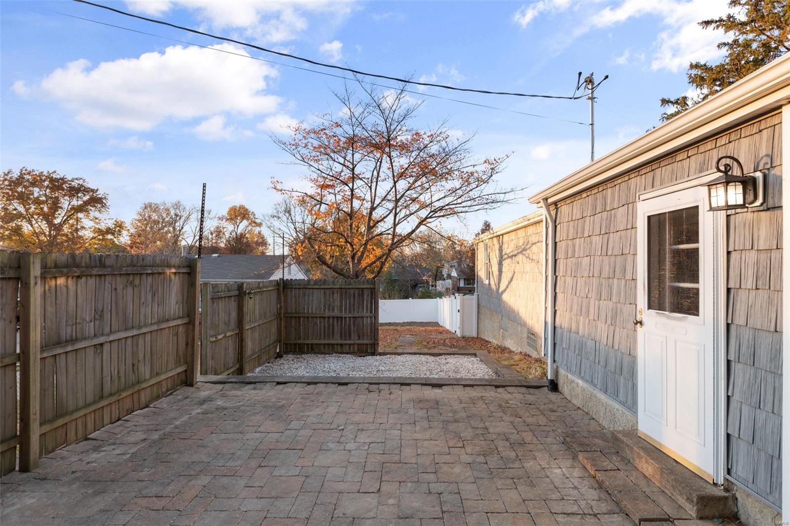 8739 Grant Road St. Louis, MO 63123 - Photo 27 of 28 Gallery Image 27