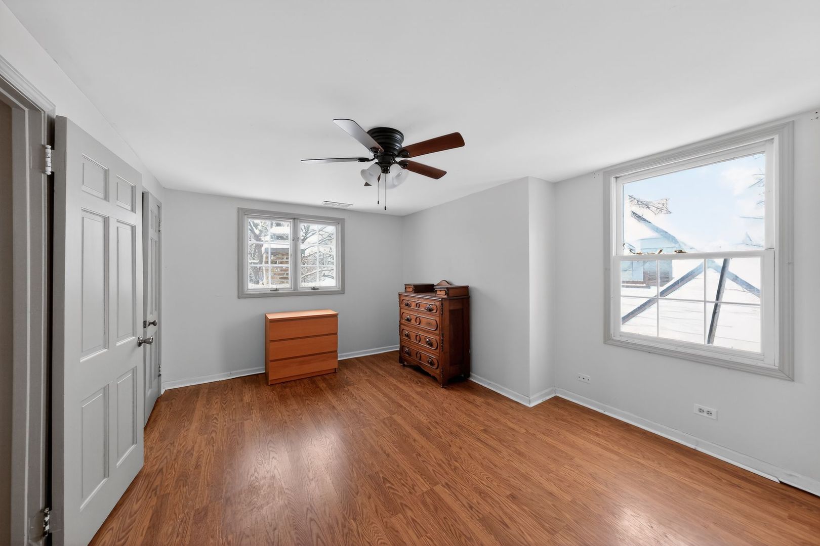 521 Deerfield Road Deerfield, IL 60015 - Photo 20 of 30 wooden floor in an empty room with a window