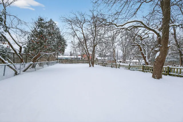 $475,000 | 521 Deerfield Road, Deerfield, IL 60015