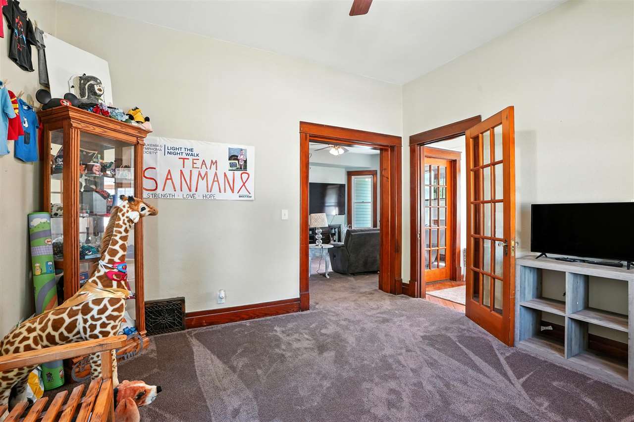 500 South Center Street Lone Tree, IA 52755 - Photo 9 of 37 Gallery Image 9