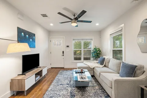 $500,000 | 2702 Crest Avenue, Unit 1, Austin, TX 78702