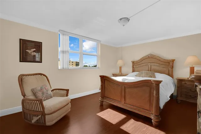 $237,000 | 311 Southeast 3rd Street, Unit 402, Dania Beach, FL 33004