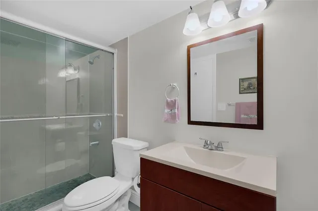 $237,000 | 311 Southeast 3rd Street, Unit 402, Dania Beach, FL 33004