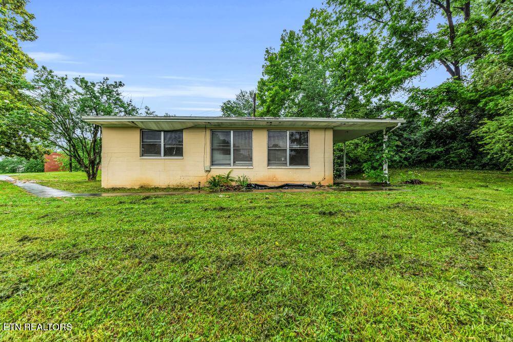 255 North Purdue Avenue Oak Ridge, TN 37830 - Photo 1 of 13 12