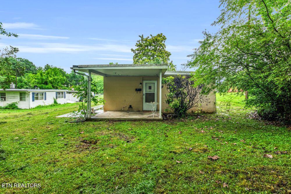 255 North Purdue Avenue Oak Ridge, TN 37830 - Photo 2 of 13 11