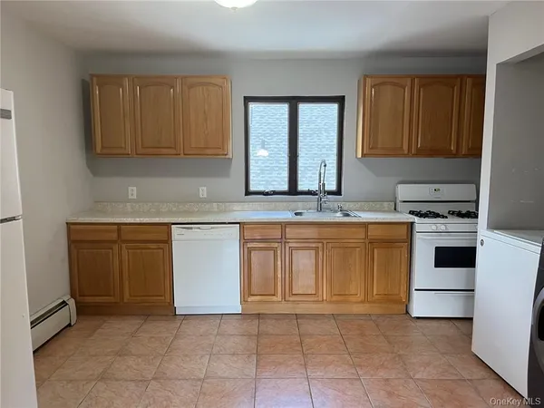 $3,300 | 2 Charles Street, Unit 2, Nyack, NY 10960