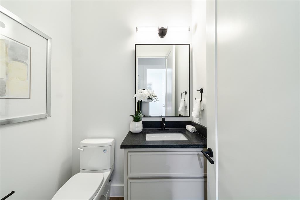3601 Routh Street, Unit 1A Dallas, TX 75219 - Photo 26 of 32