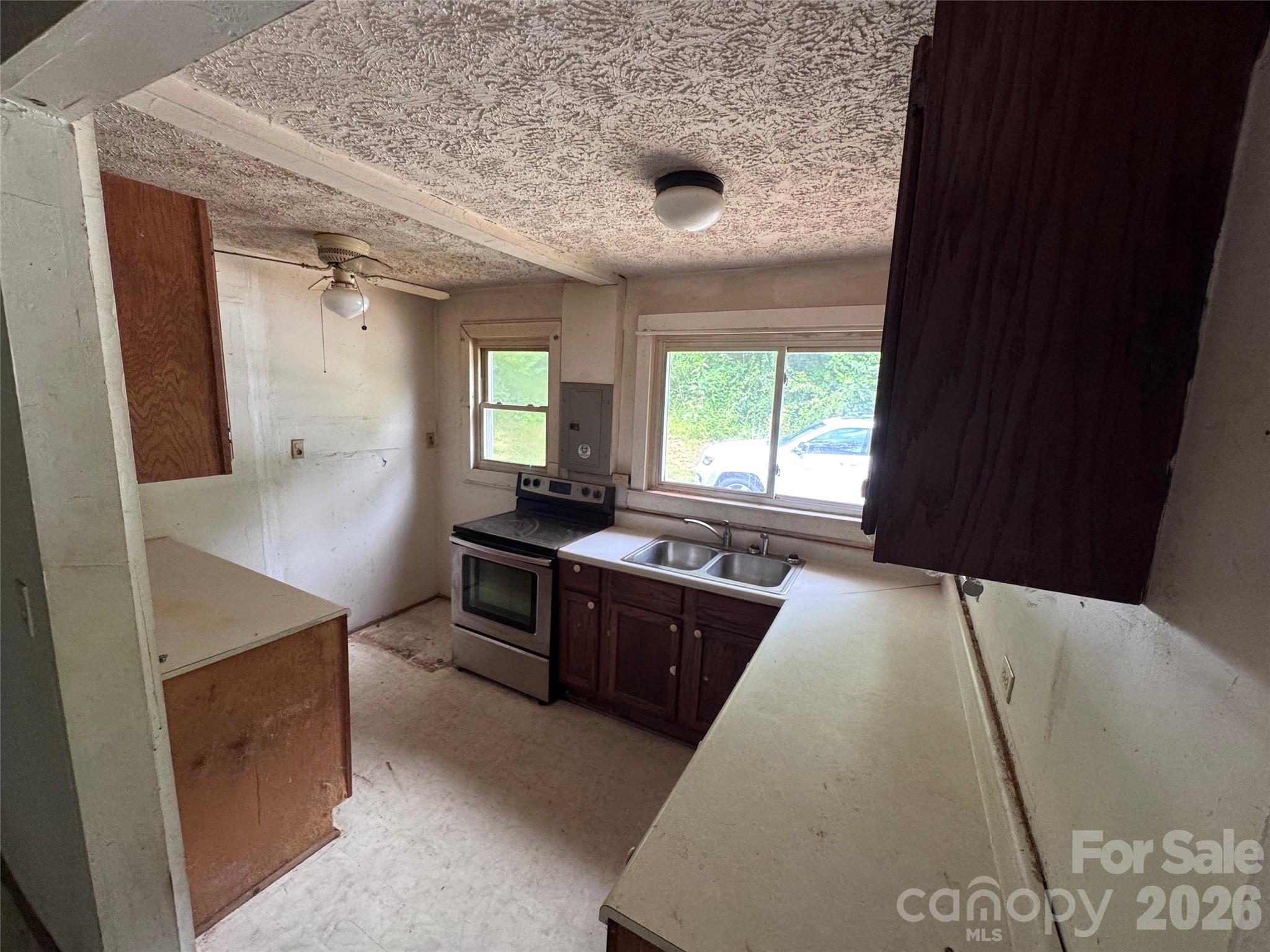 400 Sharon Road Fairview, NC 28730 - Photo 11 of 39