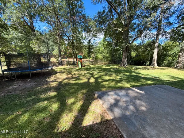 $179,500 | 502 Faulkner Drive, McComb, MS 39648