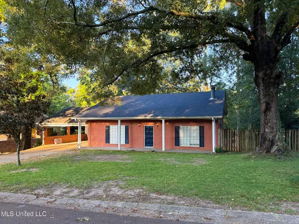 $179,500 | 502 Faulkner Drive, McComb, MS 39648