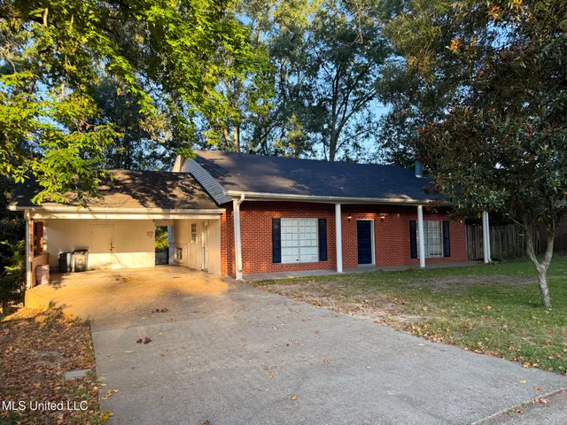 $175,000 | 502 Faulkner Drive, McComb, MS 39648