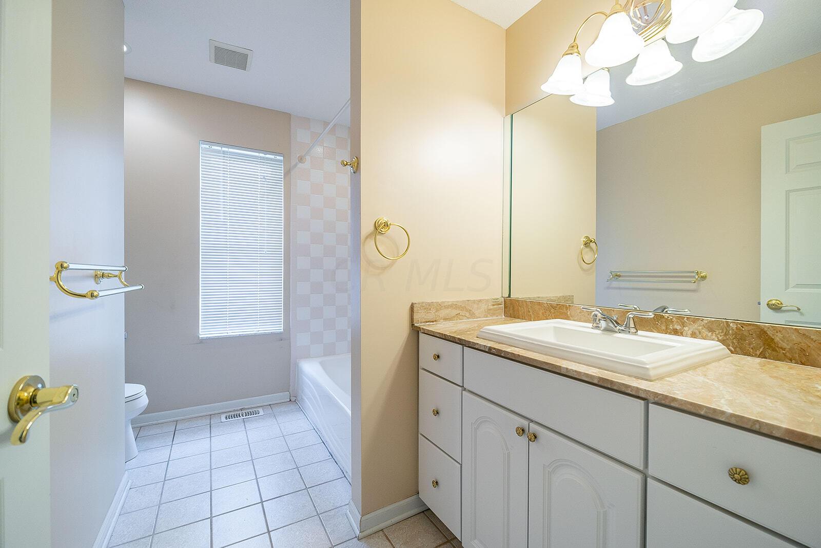 6263 Post Road Dublin, OH 43017 - Photo 46 of 79 full Hall Bath