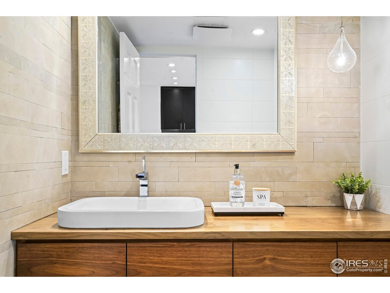 616 Quince Circle Boulder, CO 80304 - Photo 15 of 36