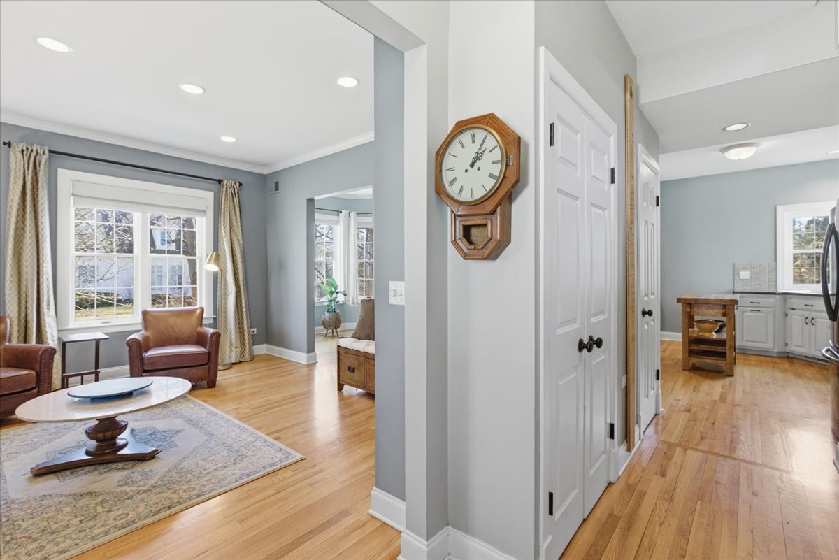 1004 Elm Street Winnetka, IL 60093 - Photo 15 of 41