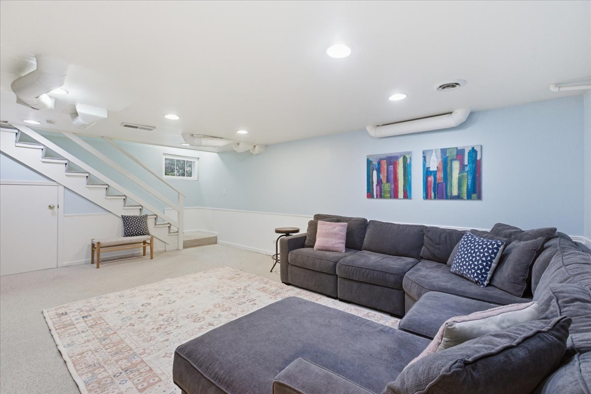 1004 Elm Street Winnetka, IL 60093 - Photo 31 of 41